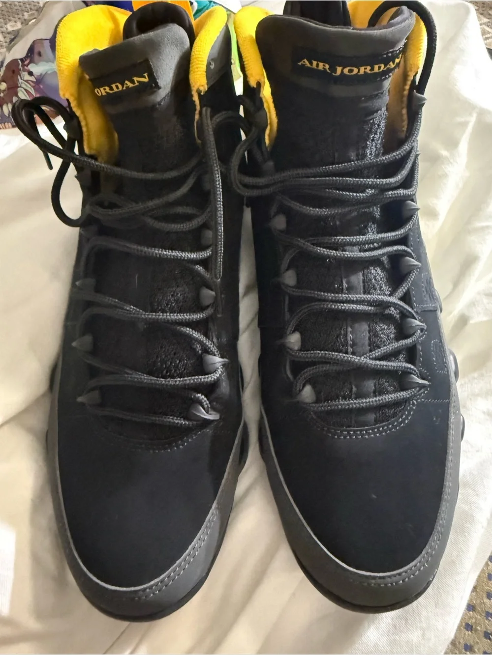 Jordan Men's Black and Yellow High-Top Sneakers